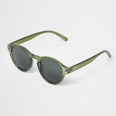 Green round frame sunglasses